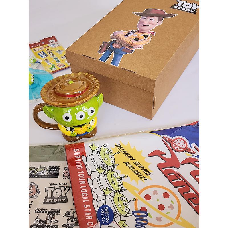 توي ستوري بوكس