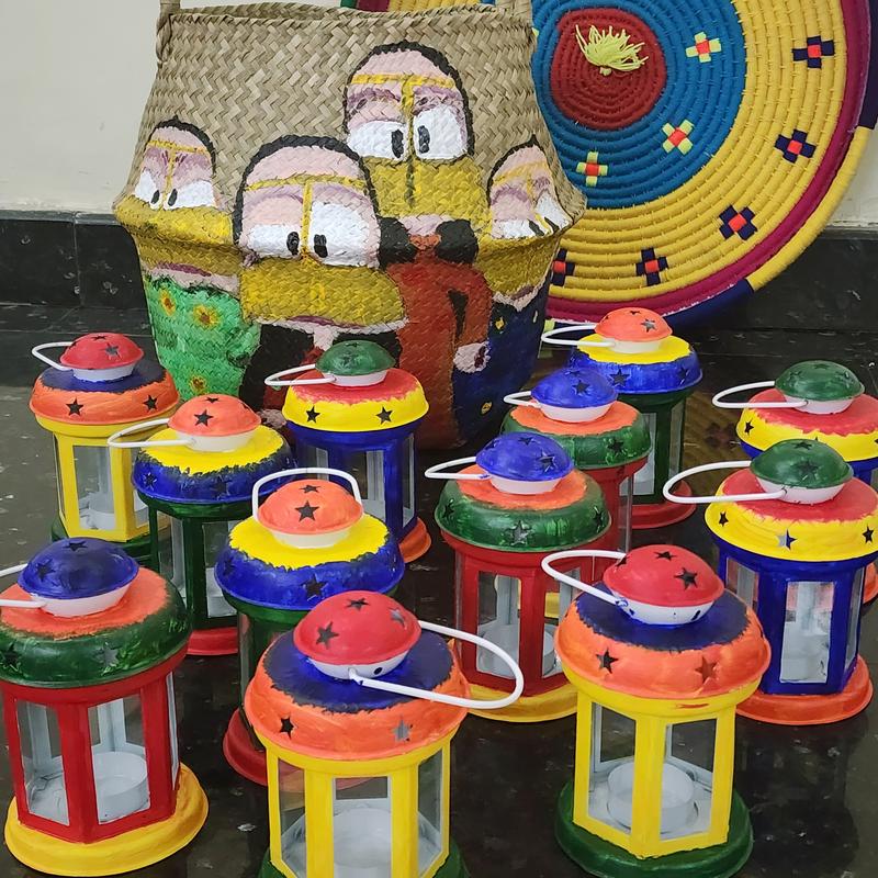 فوانيس أم خماس