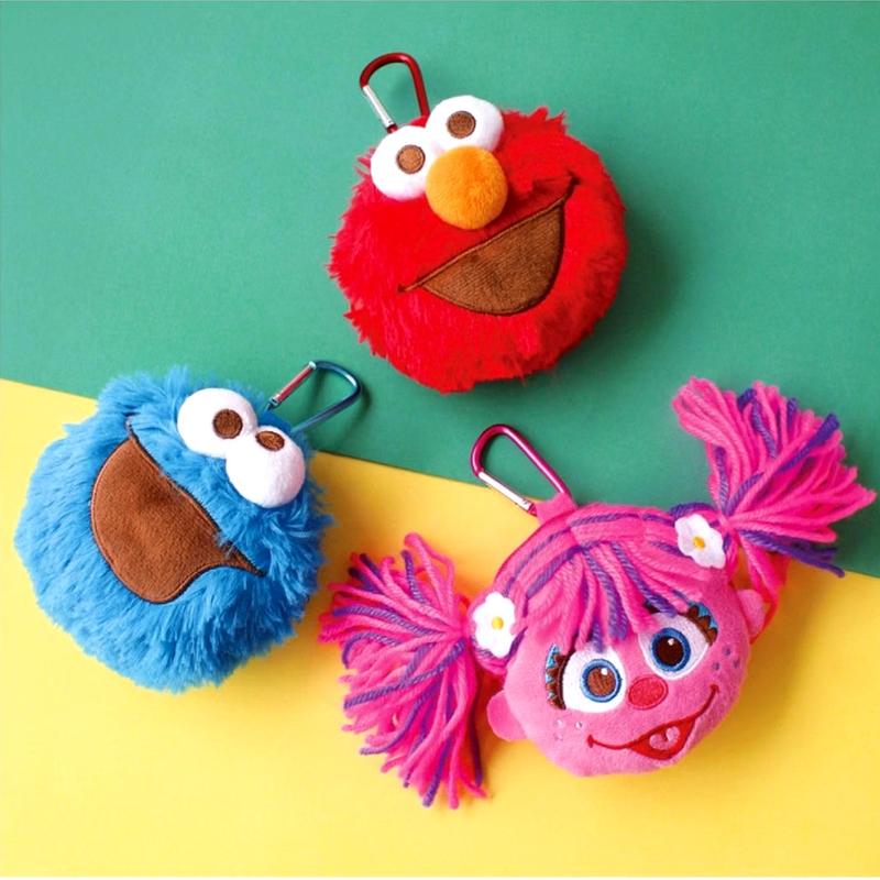 Face keychain pouch
