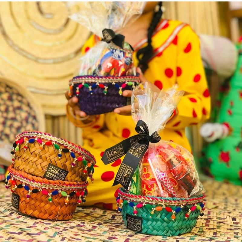 سلال الخوص الصغيره